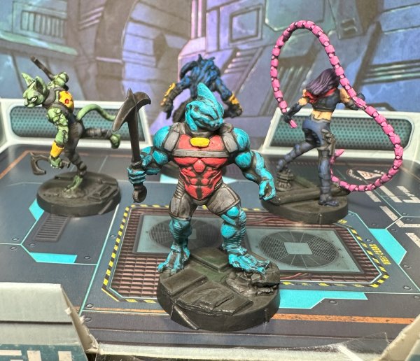 warden20250315_infinity_xmen_uberfall commando 4 lone shark.jpg