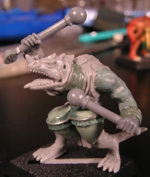 SculptingLizzies004.jpg